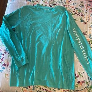 Vineyard vines long sleeve tee